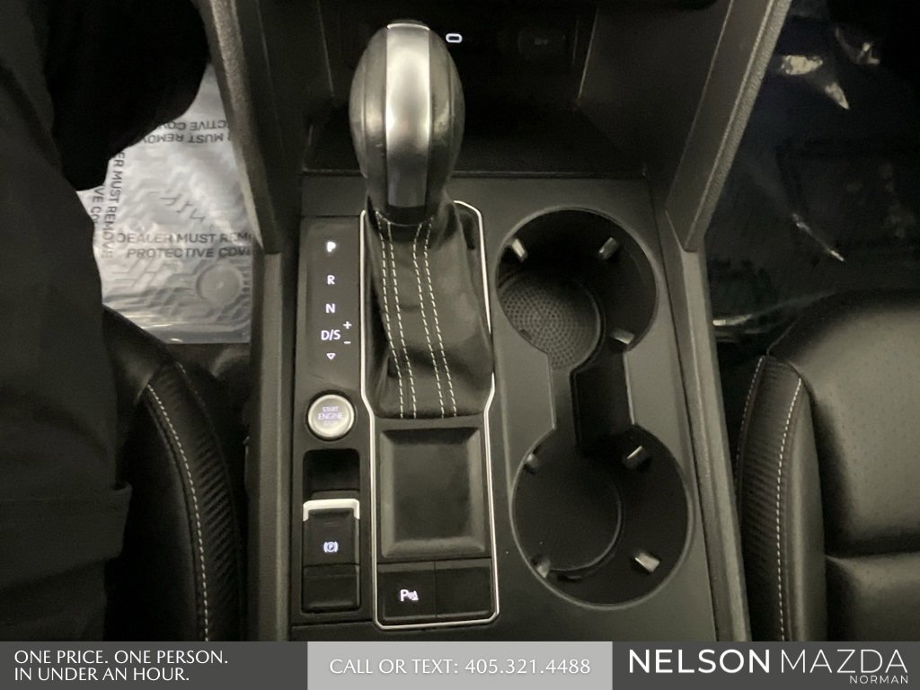 Used 2021 Volkswagen Atlas Cross Sport SE image 37