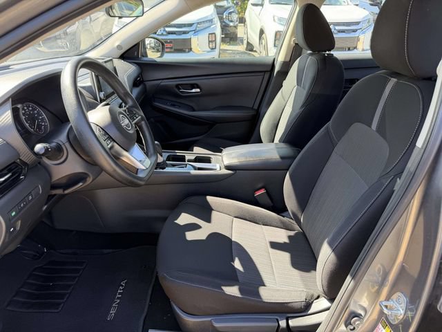 Used 2024 Nissan Sentra SV FWD image 16