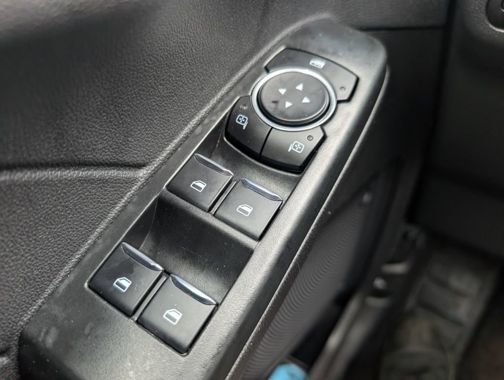 Used 2025 Ford Escape ST-Line Select image 34