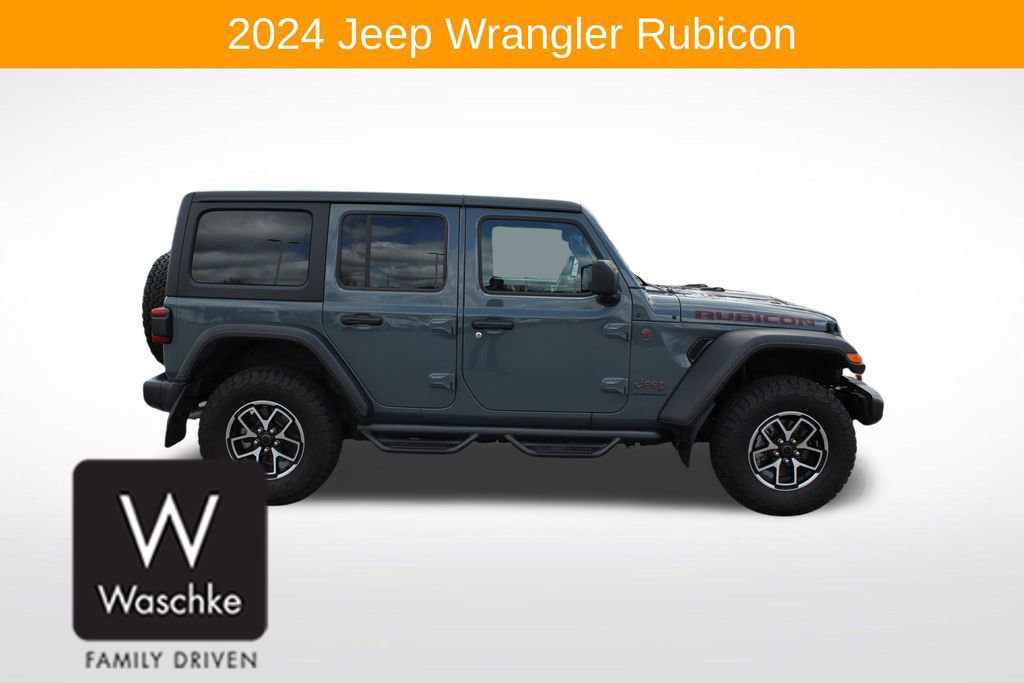 Used 2024 Jeep Wrangler Unlimited Rubicon w/ Convenience Group AWD/4WD image 9