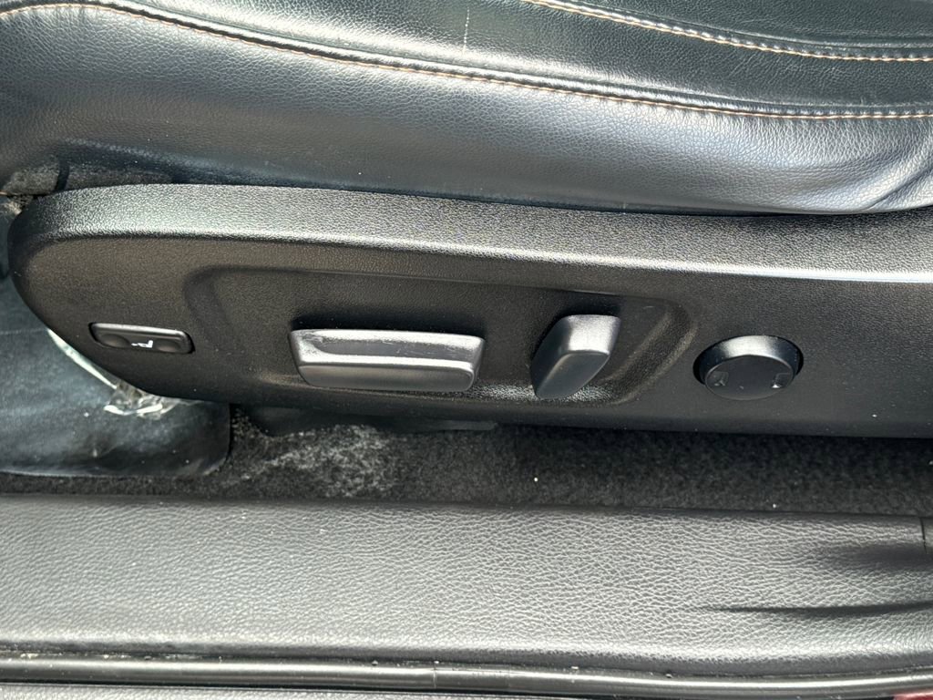 Used 2018 Toyota Highlander XLE image 43