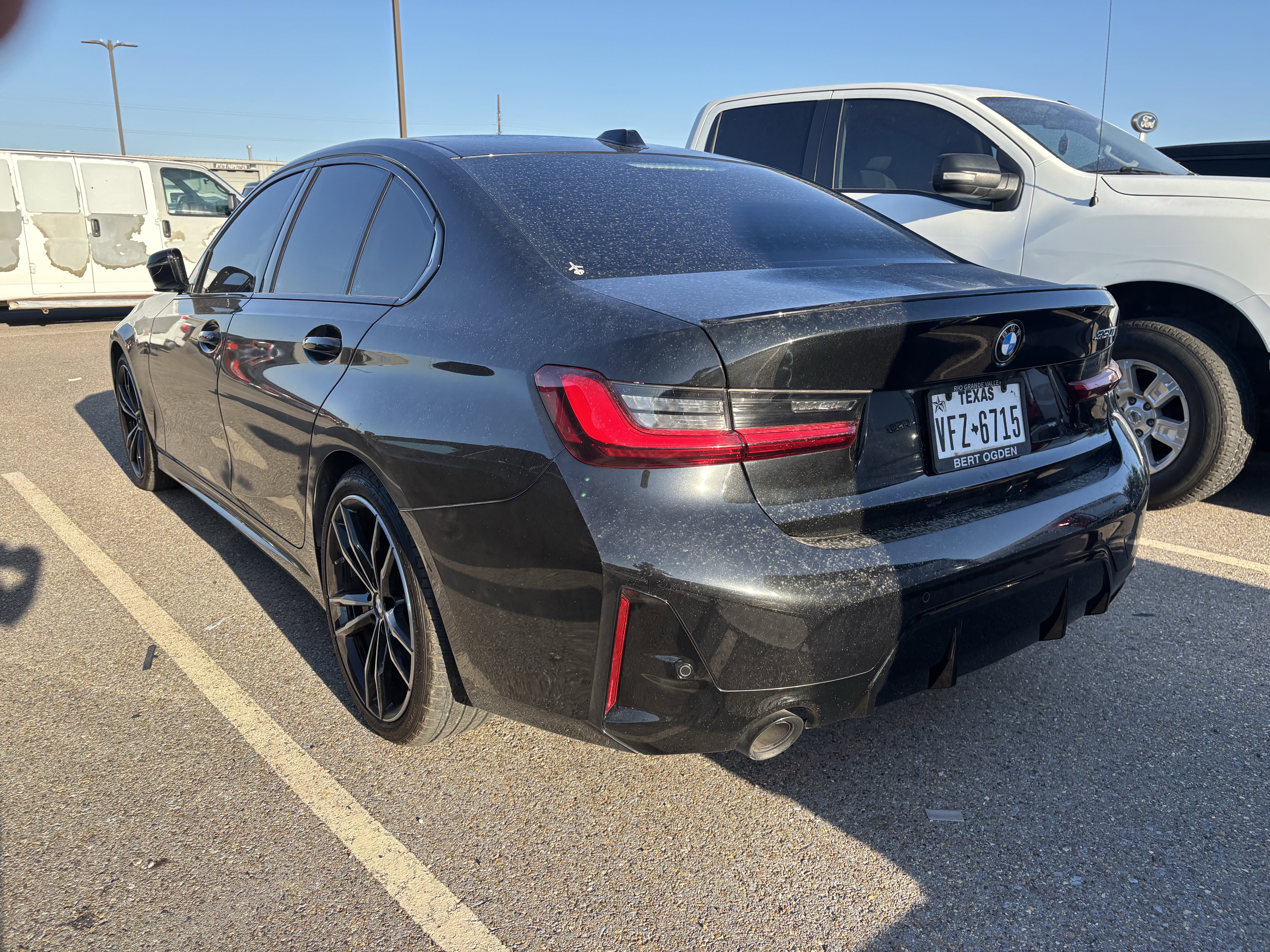 Used 2024 BMW 330i Sedan w/ M Sport Package image 6