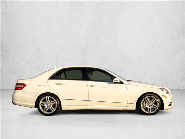Used 2013 Mercedes-Benz E 550 4MATIC Sedan image 3