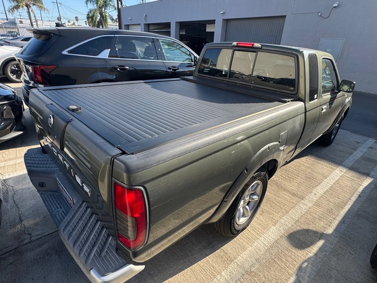 Used 2003 Nissan Frontier XE w/ Value Truck Pkg RWD image 3