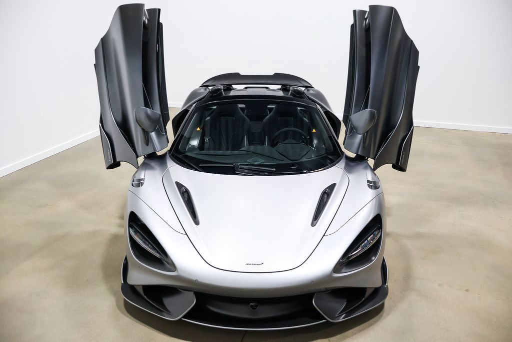 Used 2022 McLaren 765LT RWD image 38