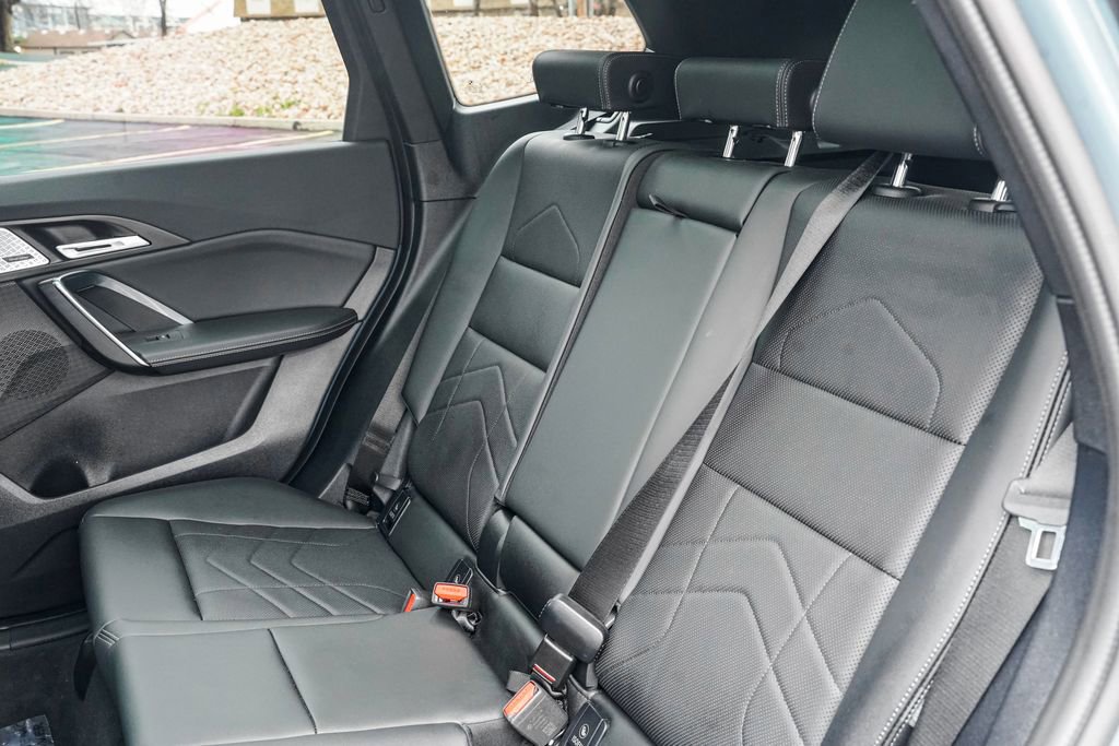 Used 2024 BMW X1 xDrive28i w/ Premium Package image 17