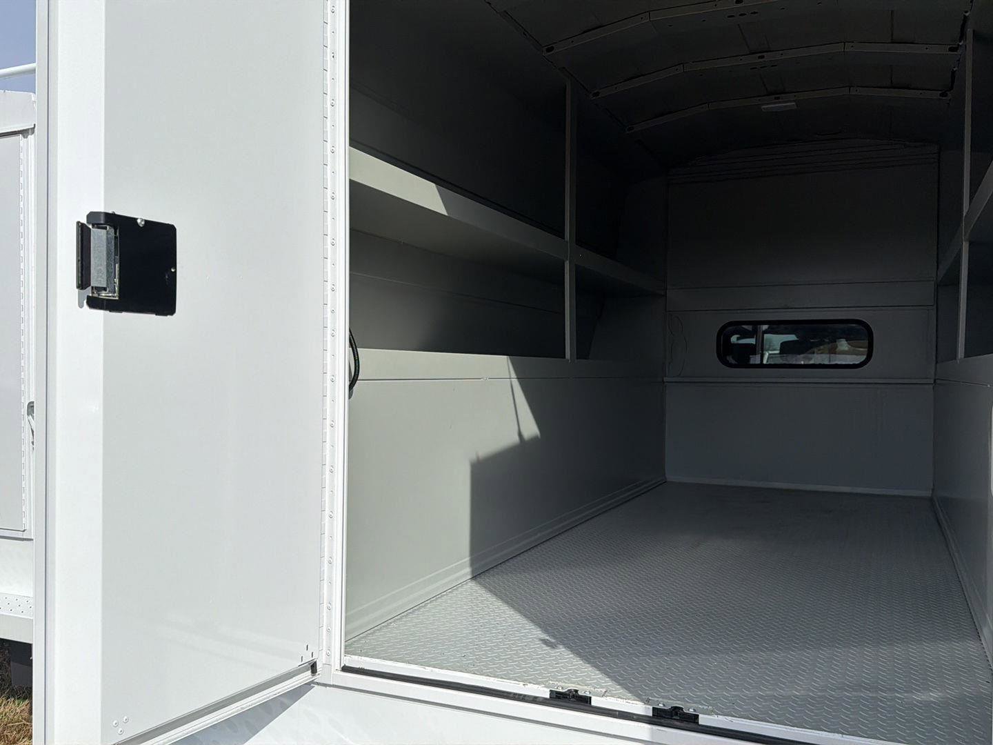 New 2026 Ford F550 4x4 Crew Cab image 41