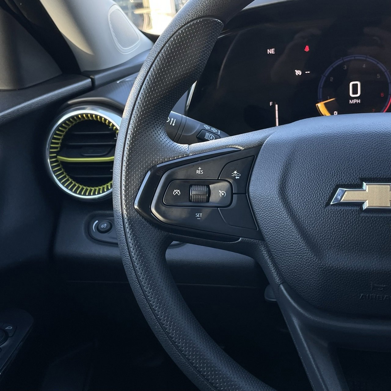 Used 2025 Chevrolet Trax LT image 14