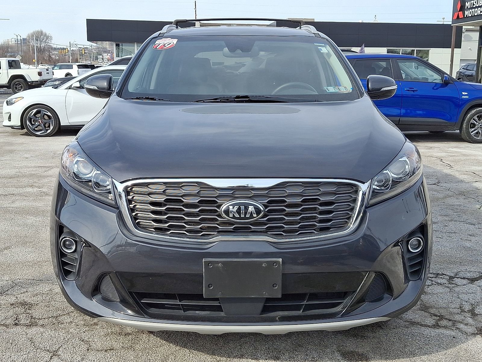 Used 2019 Kia Sorento EX image 2
