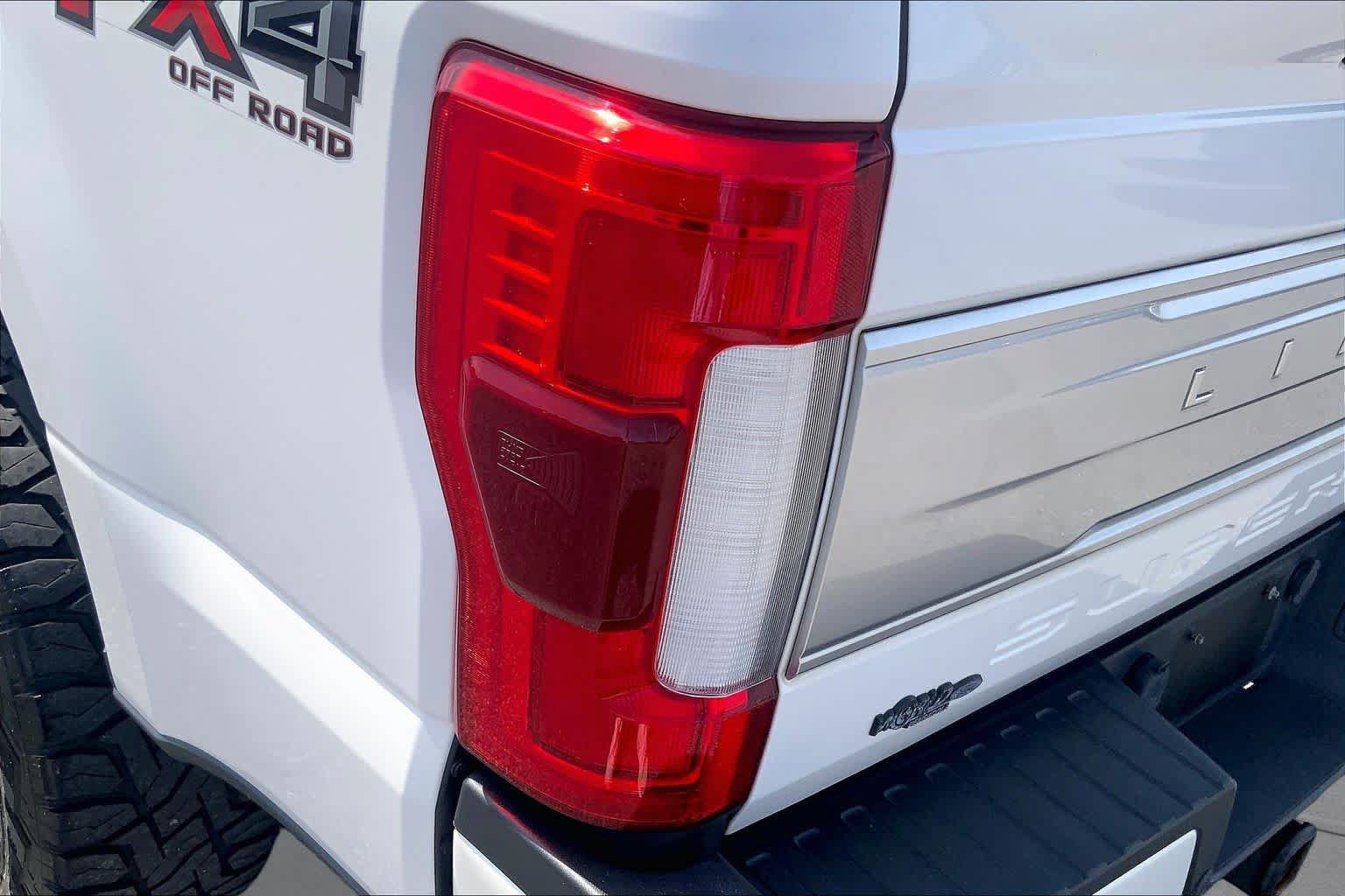 Used 2019 Ford F250 Limited w/ FX4 Off-Road Package AWD/4WD image 29