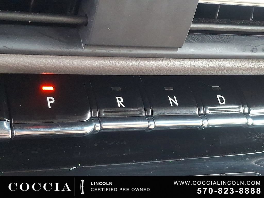 Used 2023 Lincoln Corsair AWD w/ Equipment Group 101A image 14
