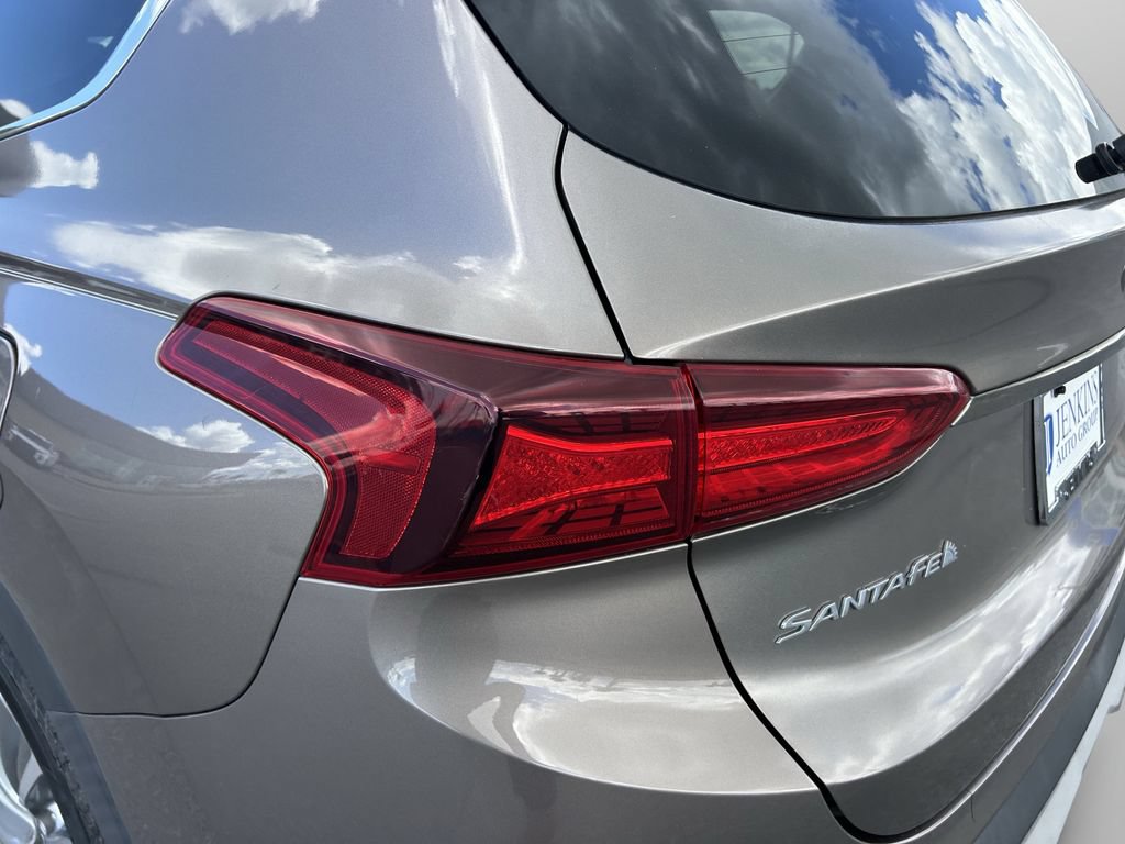 Used 2020 Hyundai Santa Fe Limited FWD image 14