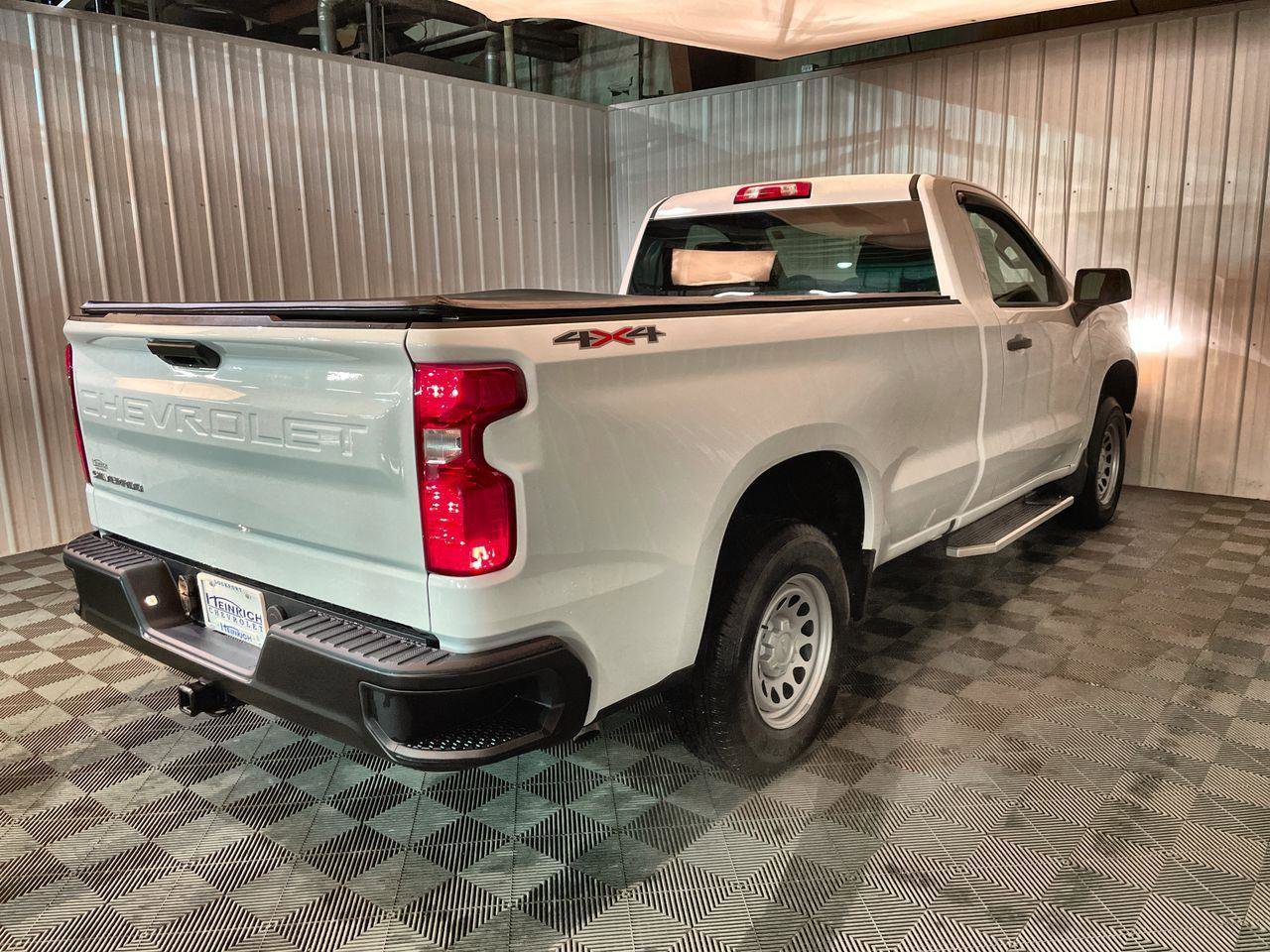 Used 2025 Chevrolet Silverado 1500 W/T w/ WT Value Package image 8