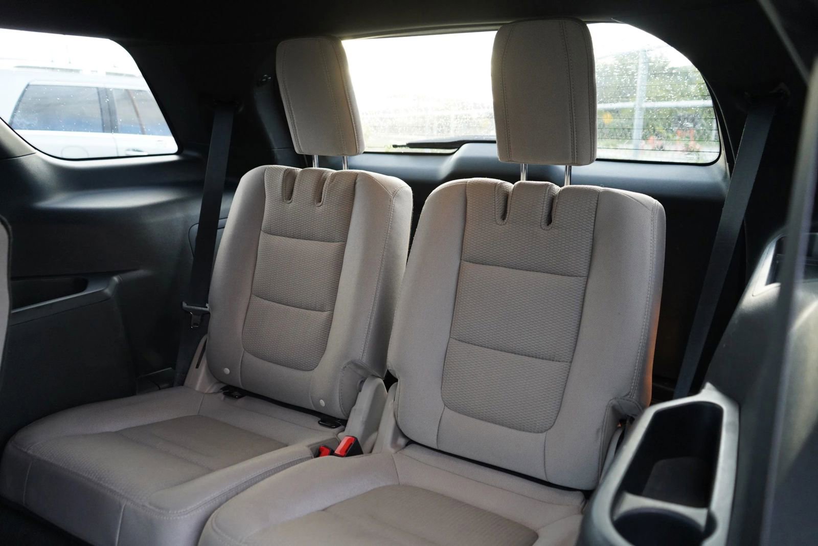 Used 2018 Ford Explorer XLT w/ Equipment Group 201A image 17