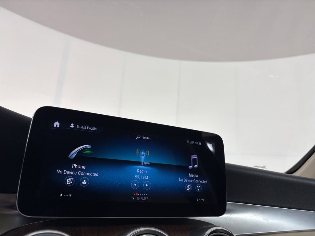 Used 2020 Mercedes-Benz GLC 300 4MATIC w/ Premium Package image 30