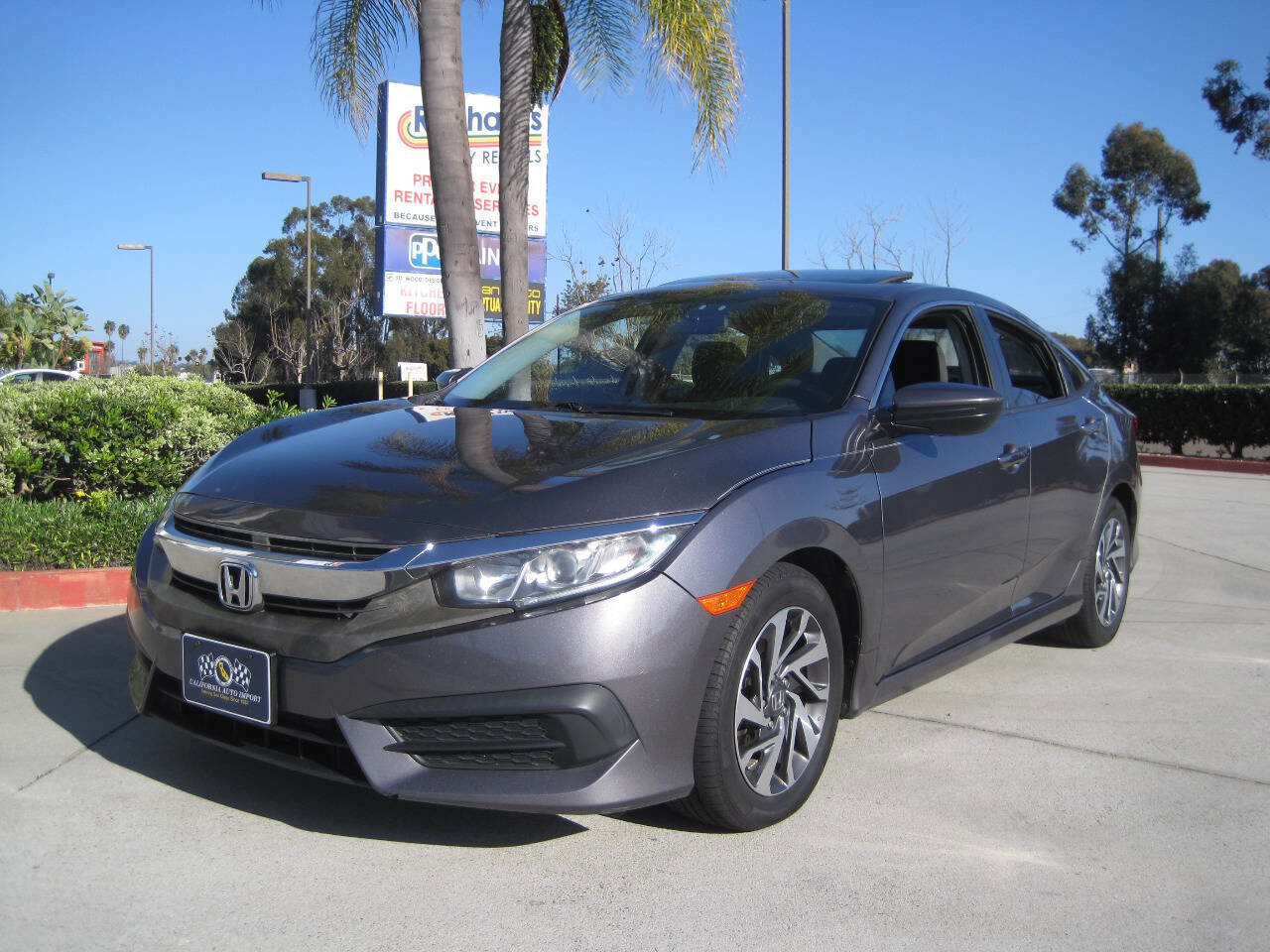 Used 2018 Honda Civic EX image 1