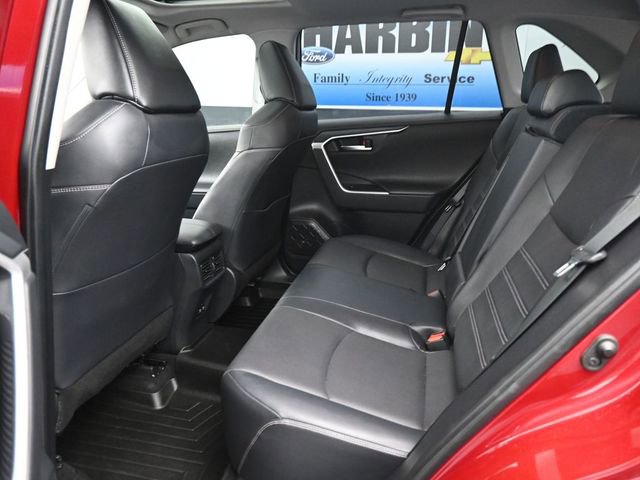 Used 2019 Toyota RAV4 Limited w/ Cold Weather Package image 10