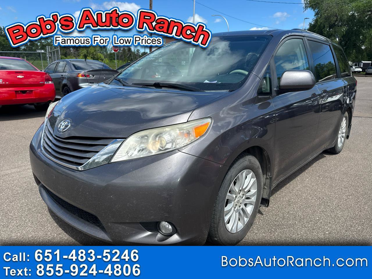 Used 2011 Toyota Sienna XLE FWD image 1