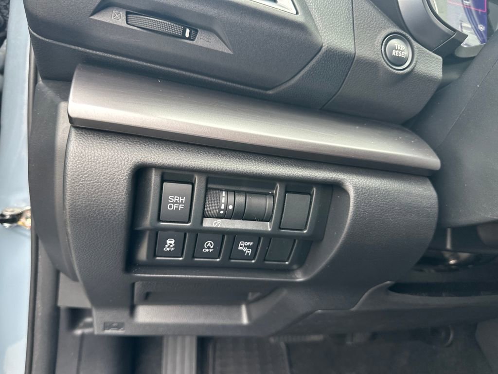 Used 2021 Subaru Crosstrek 2.5i Limited image 18