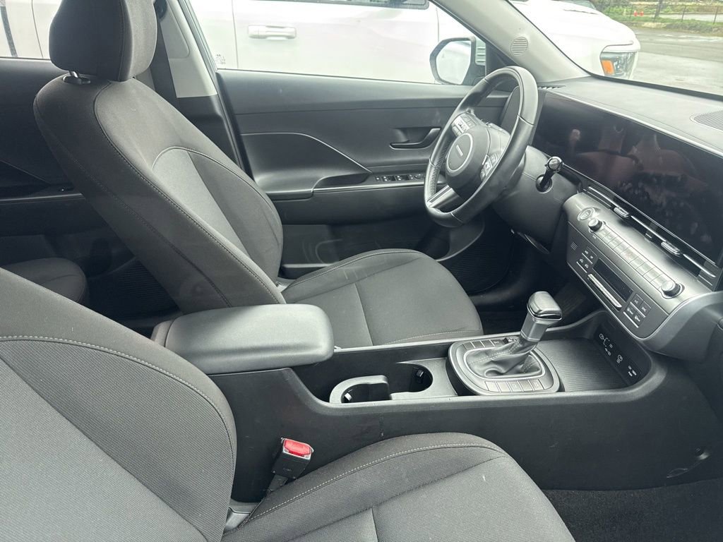 Used 2024 Hyundai Kona SEL image 12