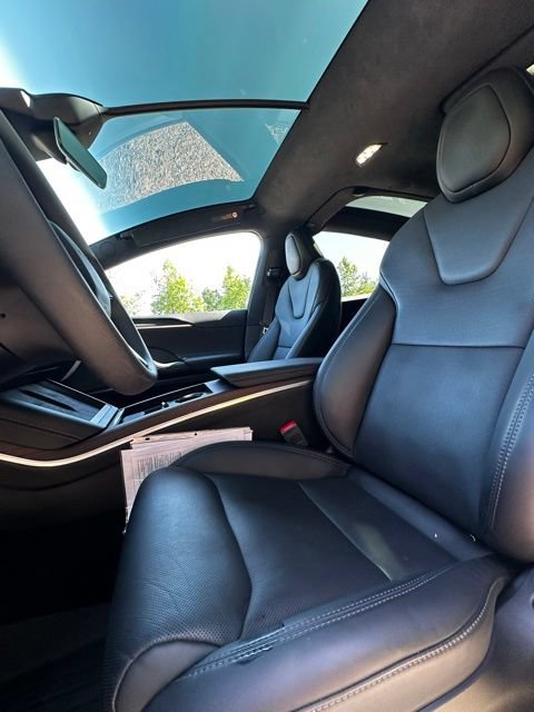 Used 2024 Tesla Model X AWD/4WD image 14