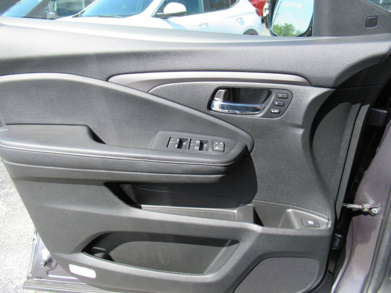 Used 2022 Honda Ridgeline RTL-E image 22