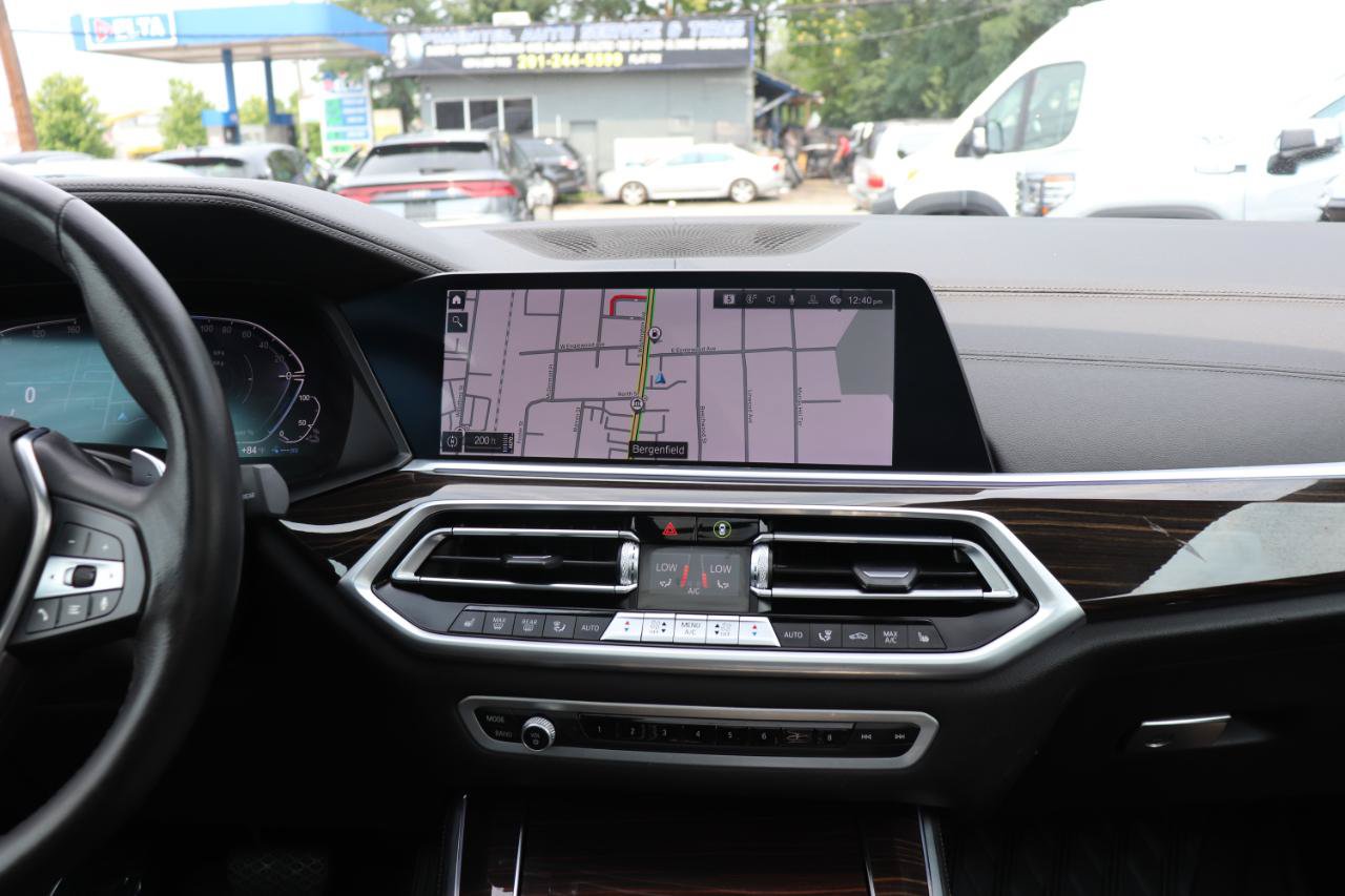 Used 2023 BMW X5 xDrive45e AWD/4WD image 18