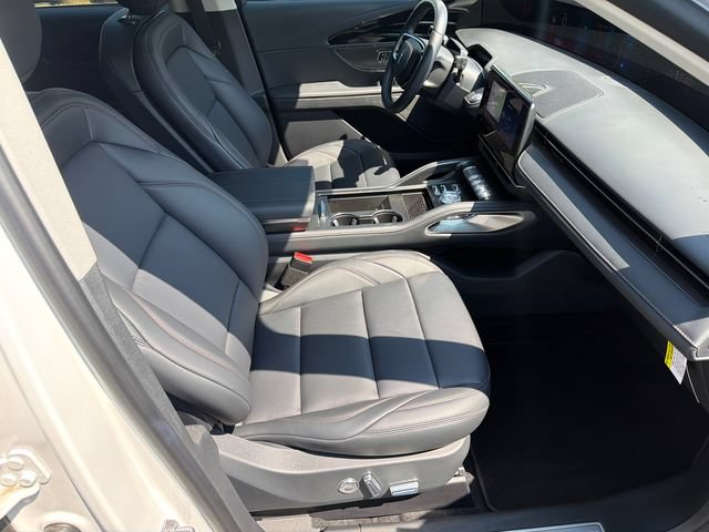 New 2026 Lincoln Nautilus Premier w/ Jet Appearance Package AWD/4WD image 14