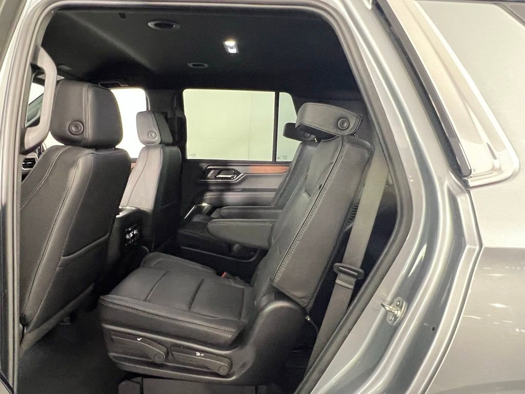 Used 2025 GMC Yukon Denali image 26