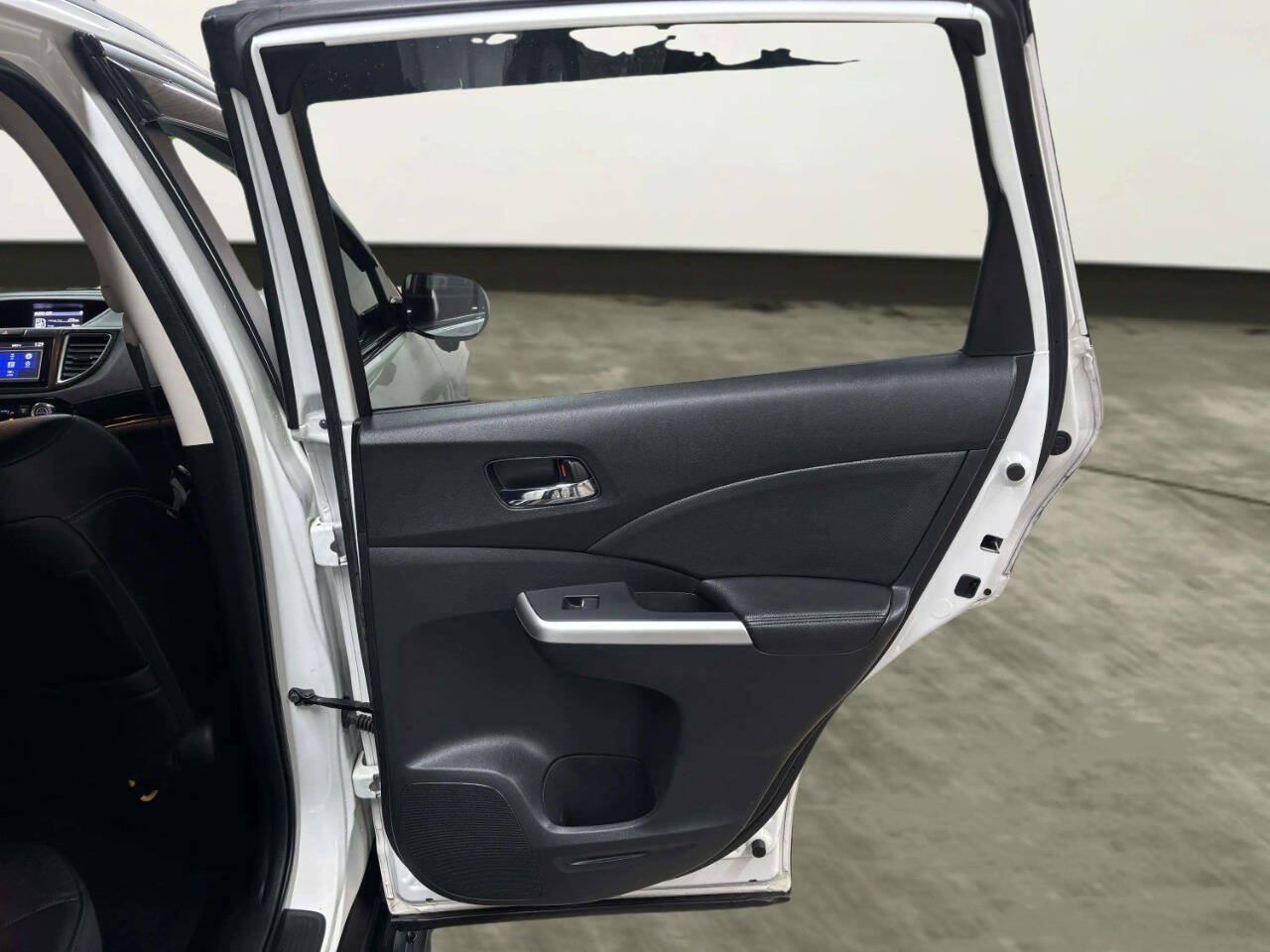 Used 2015 Honda CR-V EX-L image 18