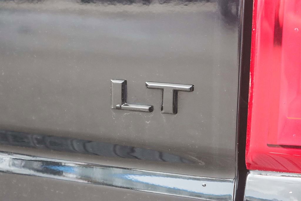 Used 2020 Chevrolet Silverado 1500 LT Trail Boss w/ Midnight Edition image 10