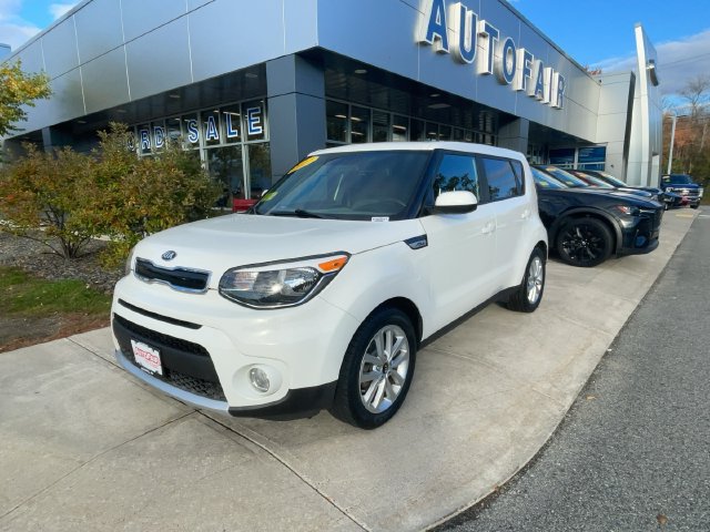 Used 2017 Kia Soul + FWD image 3