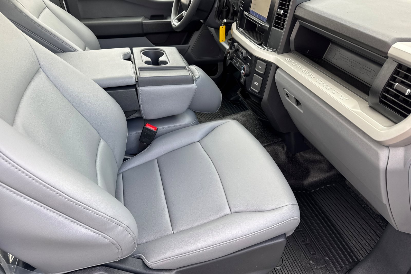 New 2025 Ford F550 2WD Regular Cab Super Duty image 13