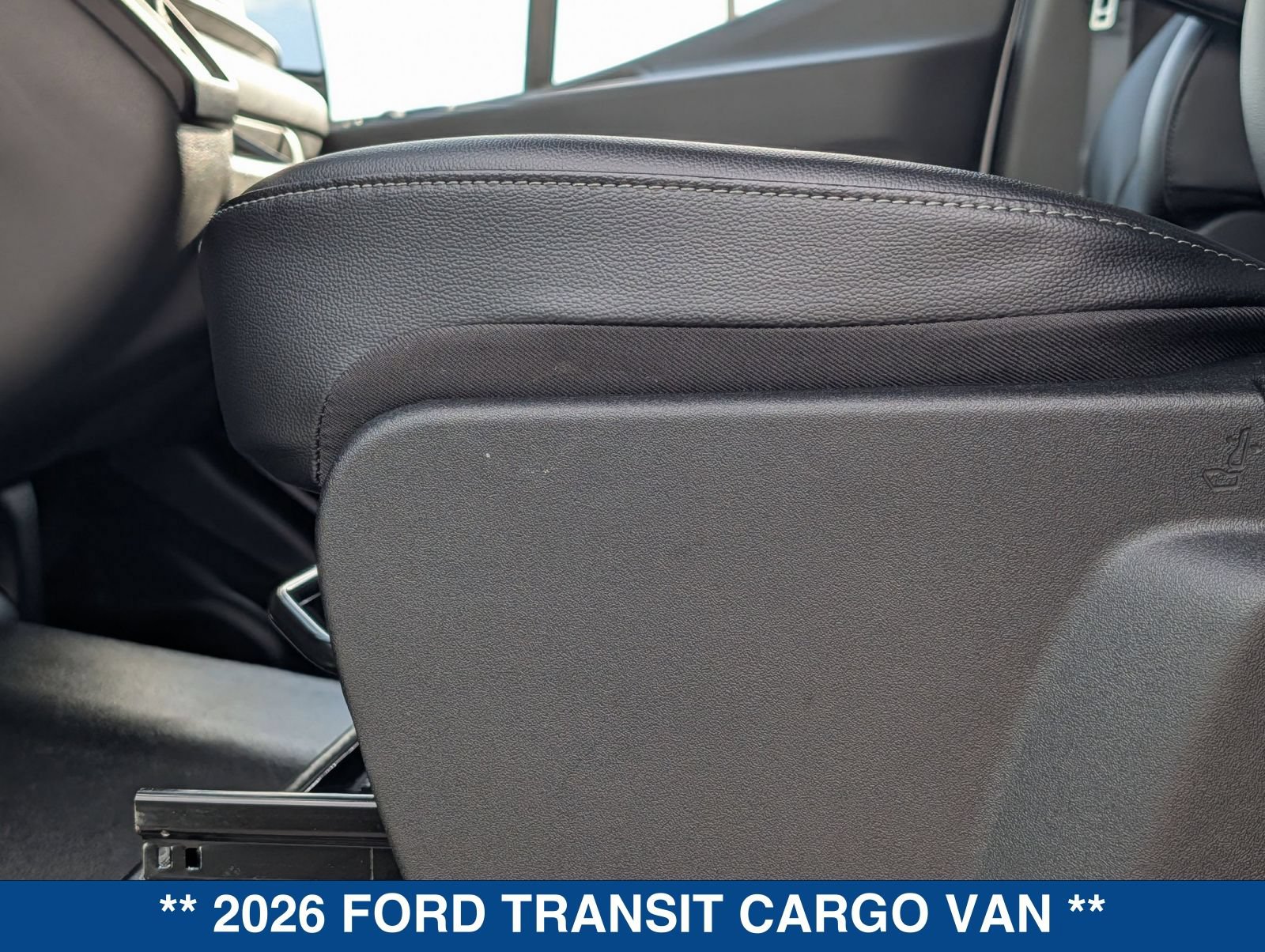 New 2026 Ford Transit 250 148 Medium Roof RWD image 21