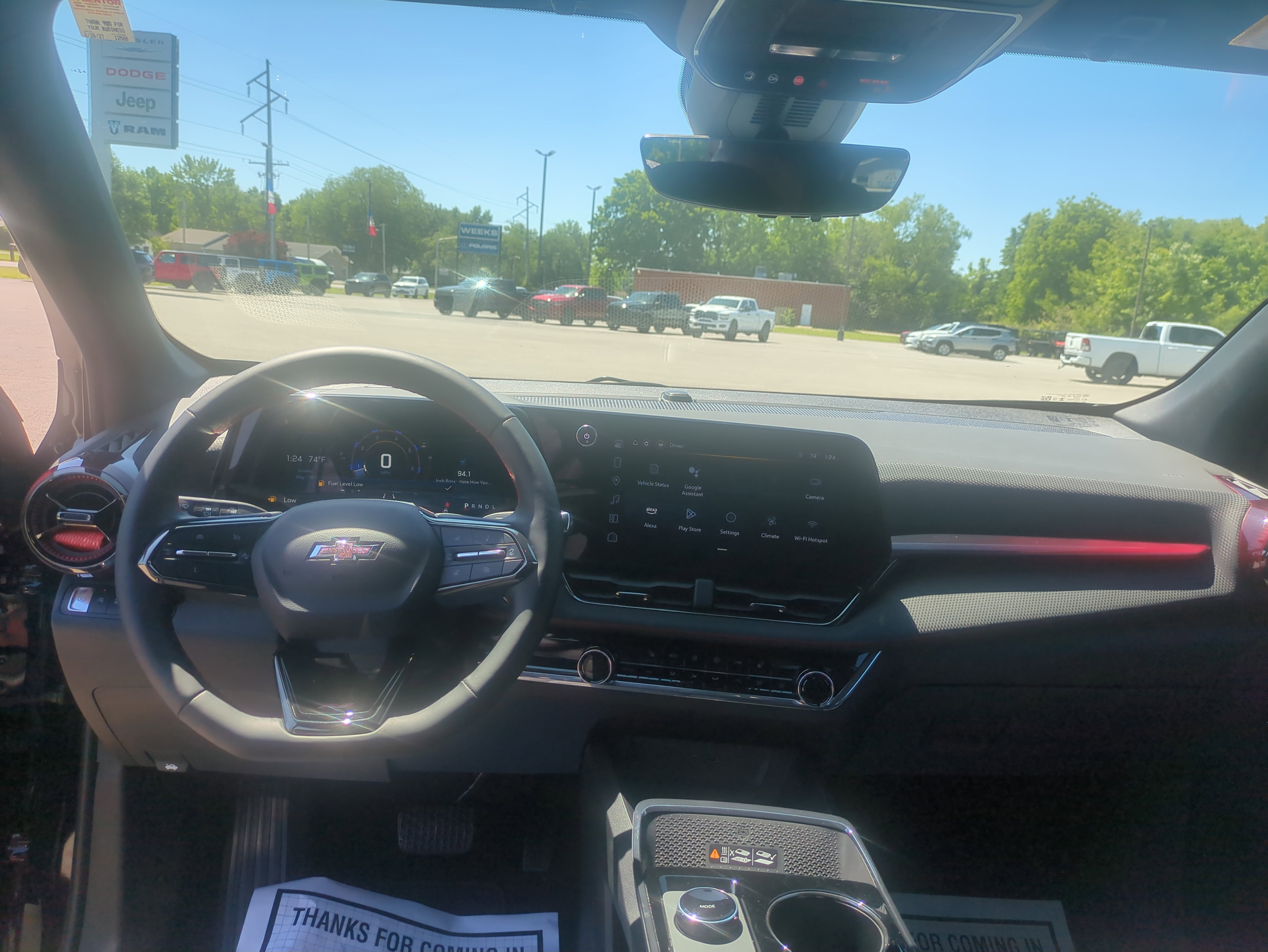 Used 2025 Chevrolet Equinox RS w/ Safety and Technology Package FWD image 31