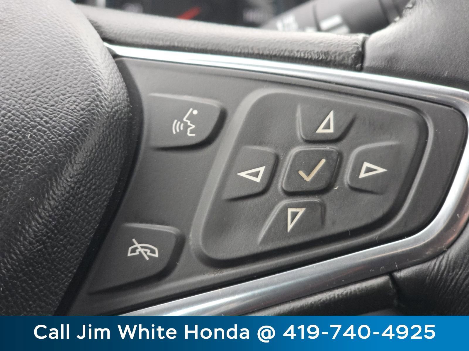 Used 2016 Chevrolet Malibu LT image 30