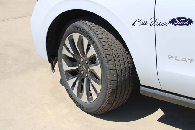 New 2026 Ford Expedition Platinum image 5