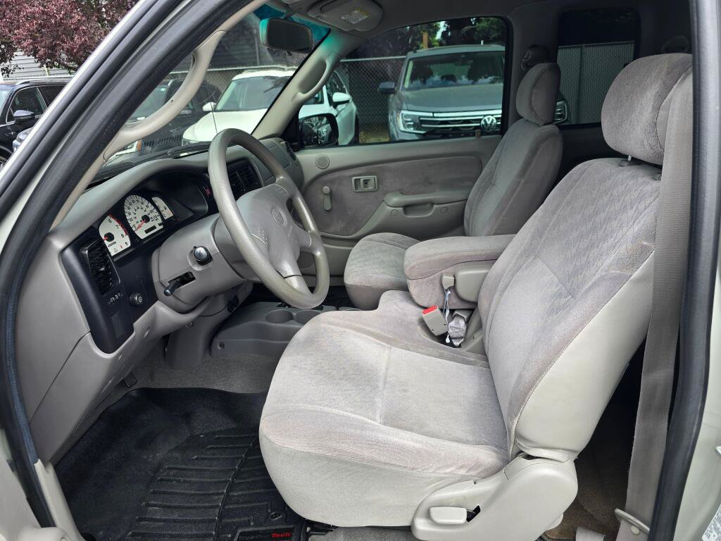 Used 2003 Toyota Tacoma 2WD Xtracab w/ SR5 Pkg image 16