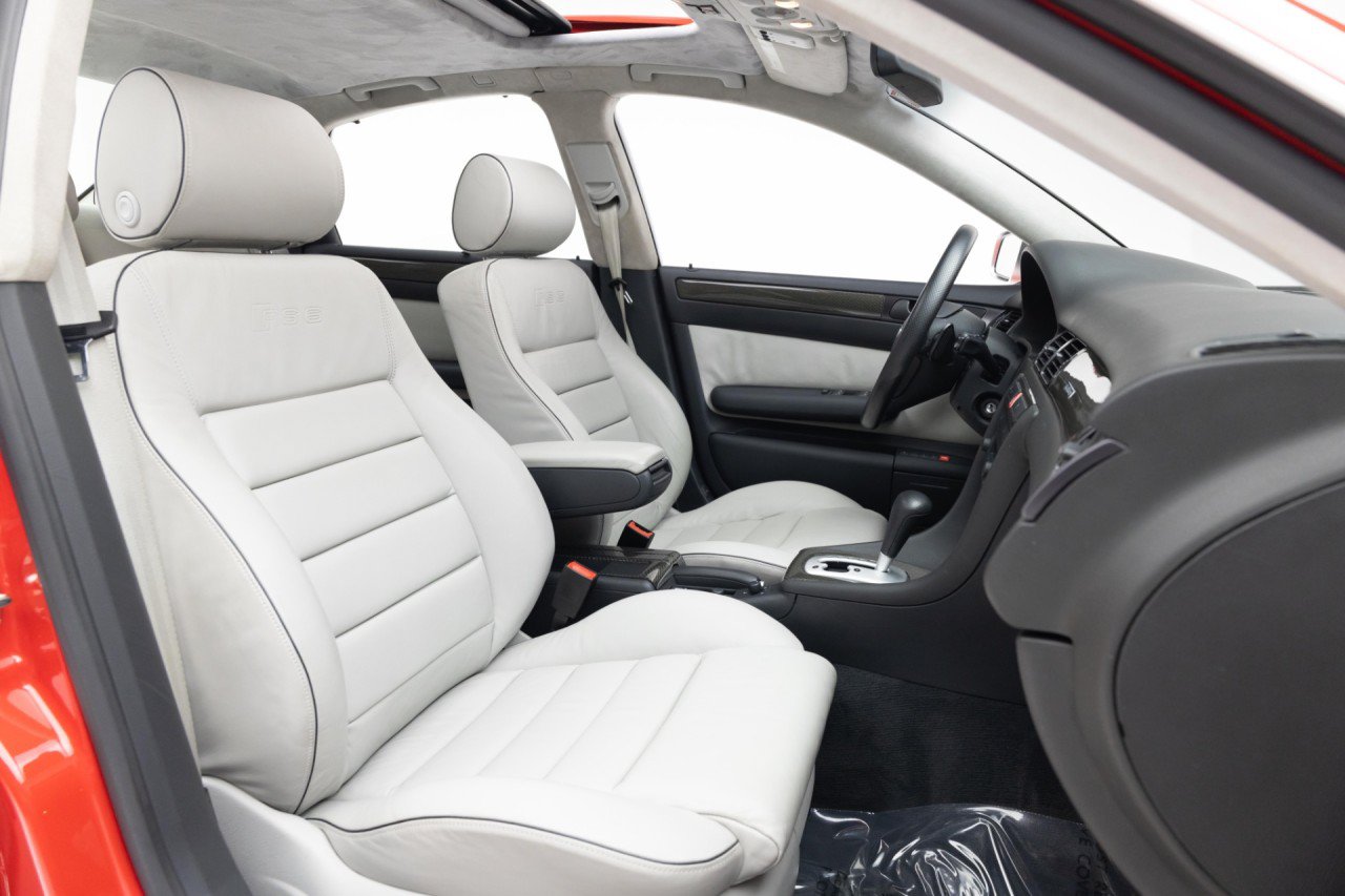 Used 2003 Audi RS 6 AWD/4WD image 4