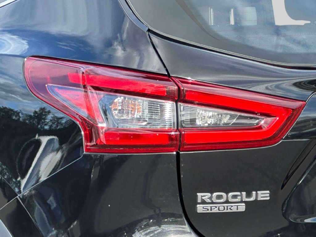 Used 2020 Nissan Rogue Sport S w/ Appearance Package AWD/4WD image 8