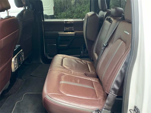 Used 2016 Ford F150 Platinum w/ Equipment Group 701A Luxury image 9