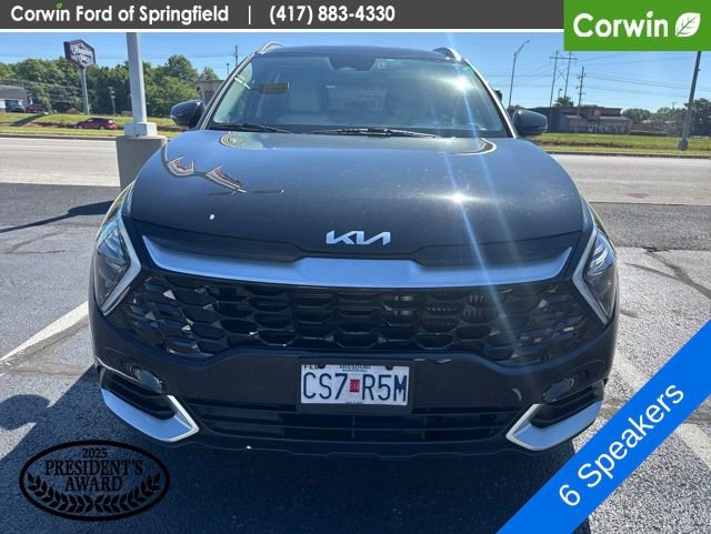 Used 2023 Kia Sportage EX AWD/4WD image 2