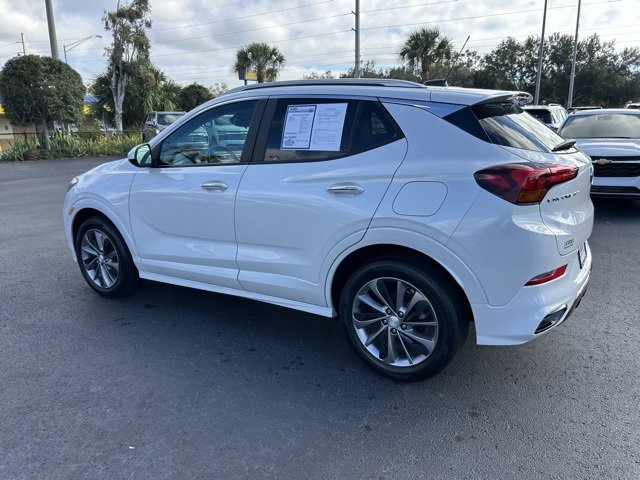 Used 2023 Buick Encore GX Select w/ Sport Touring Package image 4