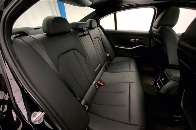 Certified 2023 BMW 330i xDrive Sedan w/ Driving Assistance Package image 15