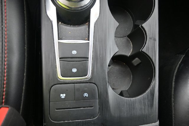 Used 2025 Ford Escape ST-Line Select AWD/4WD image 26