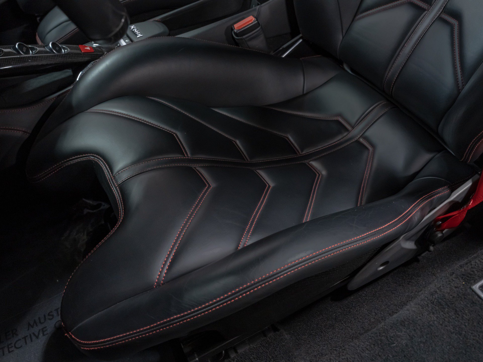 Used 2016 Ferrari 488 GTB RWD image 42