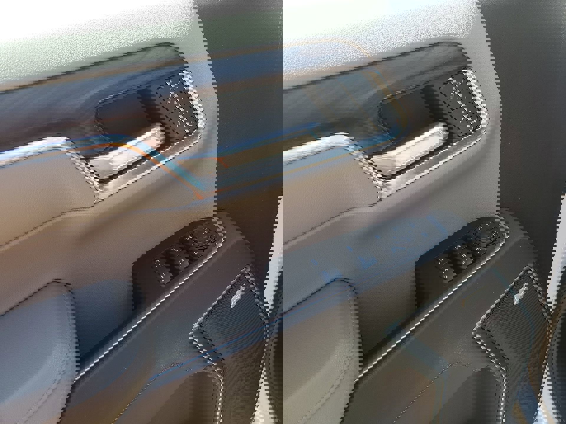 Used 2023 GMC Sierra 1500 SLT w/ SLT Premium Package image 30