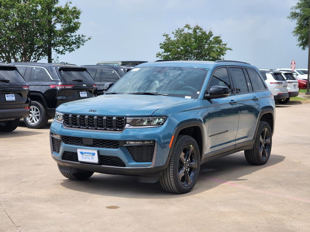 New 2026 Jeep Grand Cherokee Limited RWD image 2