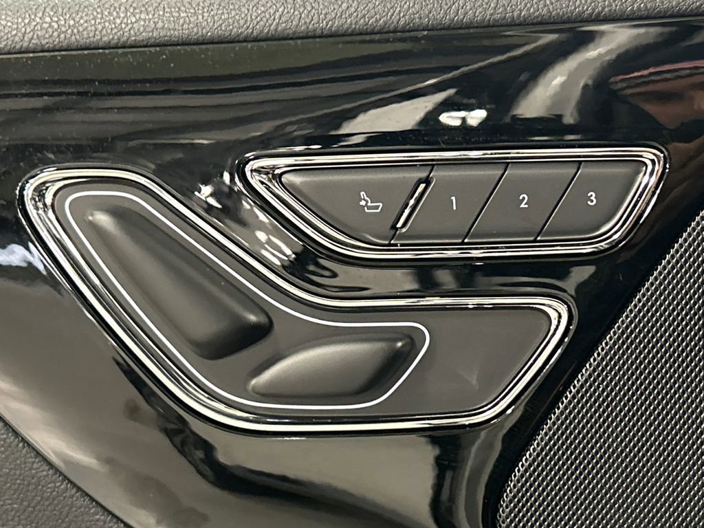 Used 2026 Lincoln Aviator AWD image 22