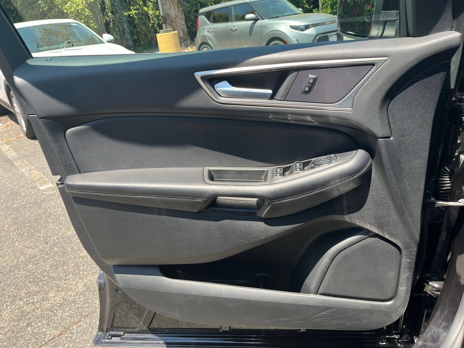 Used 2024 Ford Edge SEL AWD/4WD image 18